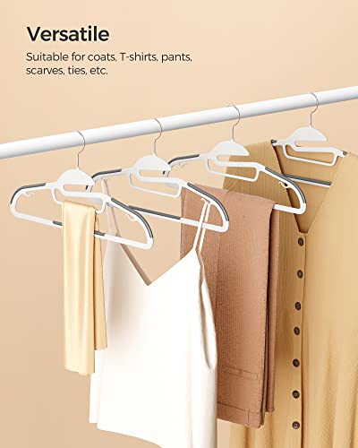 50 Pack Coat Hangers (50 Count)