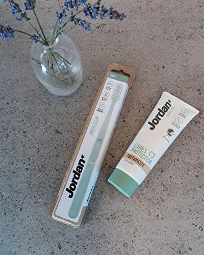 Green Clean Manual Toothbrush (4 Count)