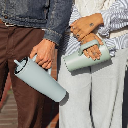 Era 30 oz Tumbler with Handle & Straw