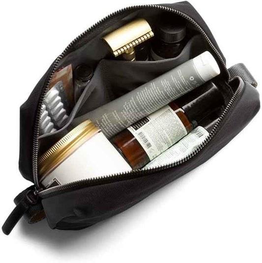 Bellroy Toiletry Kit (Unisex Toiletry Bag, Zipper Closure, Water-Resistant Lining, Toothbrush Sleeve with Magnetic Closure, Internal Mesh Pocket Organization) -Bronze