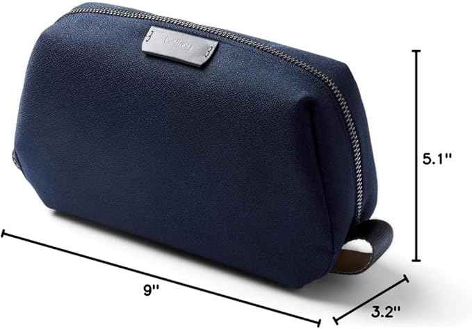 Bellroy Toiletry Kit (Unisex Toiletry Bag, Zipper Closure, Water-Resistant Lining, Toothbrush Sleeve with Magnetic Closure, Internal Mesh Pocket Organization) -Bronze