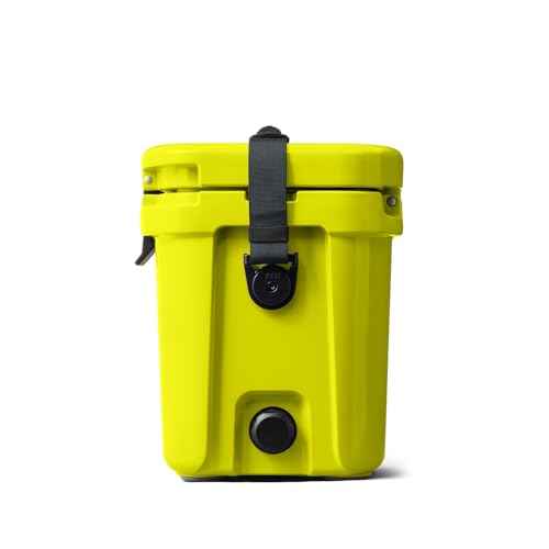 Roadie 15 Hard Cooler with DoubleDuty Shoulder Strap (22 Count)