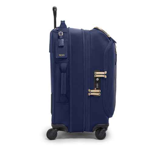 Voyageur Leger 4 Wheeled Luggage