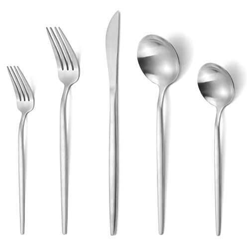 Matte Silverware Set (4 Count)