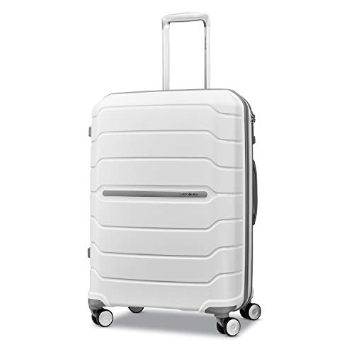 Freeform Hardside Expandable with Double Spinner Wheels
