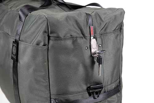 Odor Sealing Large Duffle Bag with Lockable Zipper for Travel Protection