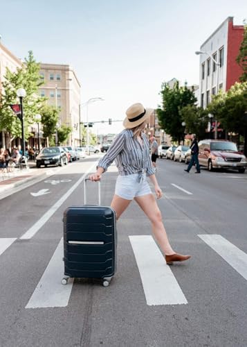 Freeform 28 Inch Large Luggage with Dual 360° Spinner Wheels