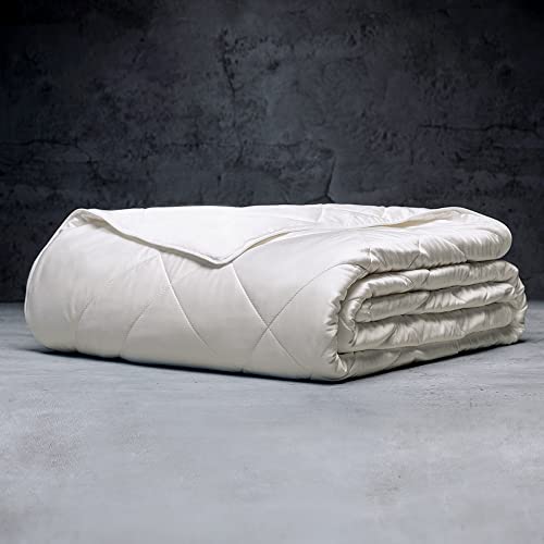 Lightweight Blanket