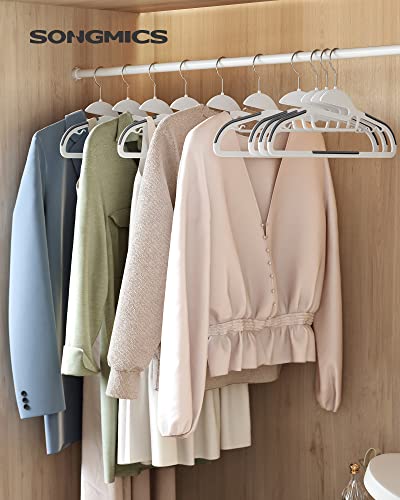 50 Pack Coat Hangers (50 Count)