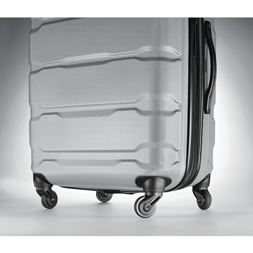Omni PC Hardside Expandable Luggage with Spinner Wheels