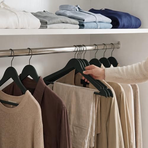 Wooden Coat Hangers (20 Count)