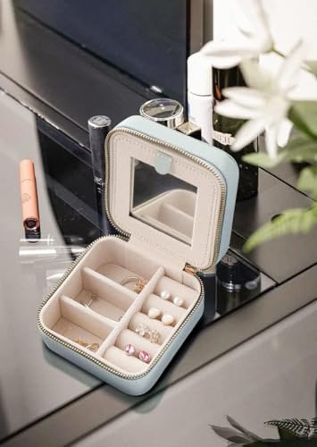 Travel Jewelry Organizer Boxes for Women Small Portable Necklace Earrings Bracelet Rings Travel Case Best Friend Birthday Gifts for Women Trendy