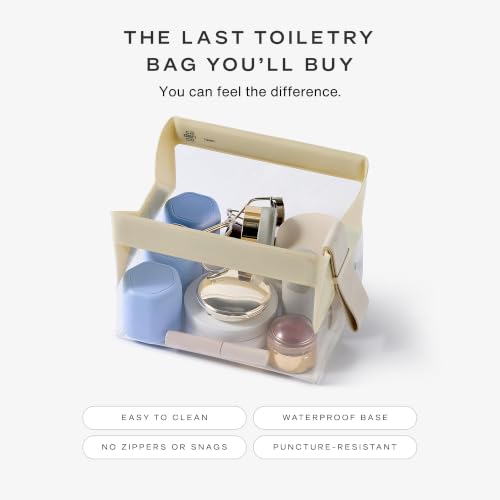 Parcel Clear Travel Kit with Zipperless Magnetic Closure
