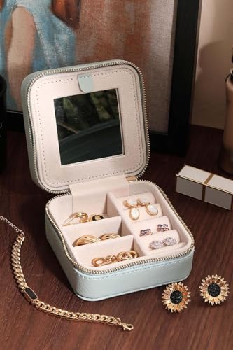 Travel Jewelry Organizer Boxes for Women Small Portable Necklace Earrings Bracelet Rings Travel Case Best Friend Birthday Gifts for Women Trendy