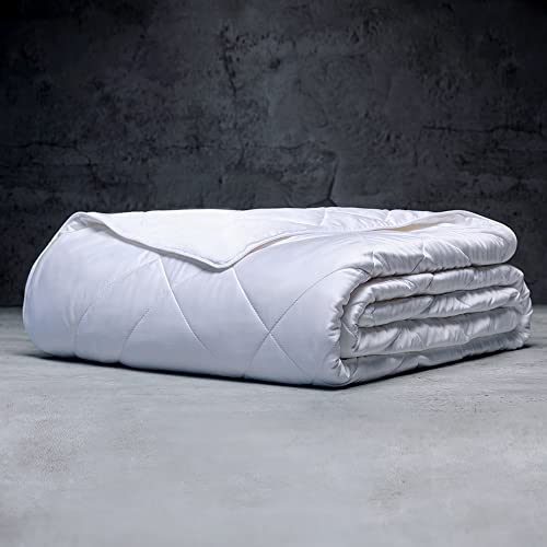 Lightweight Blanket