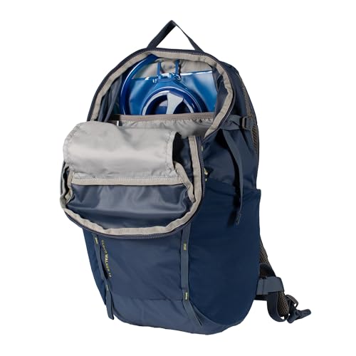 Cloud Walker 18 Hiking Hydration Pack