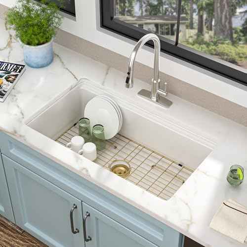 33"x19" White Undermount Sink Workstation