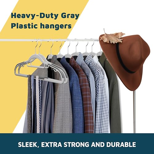 Plastic Clothes Hanger Set (20 Count)