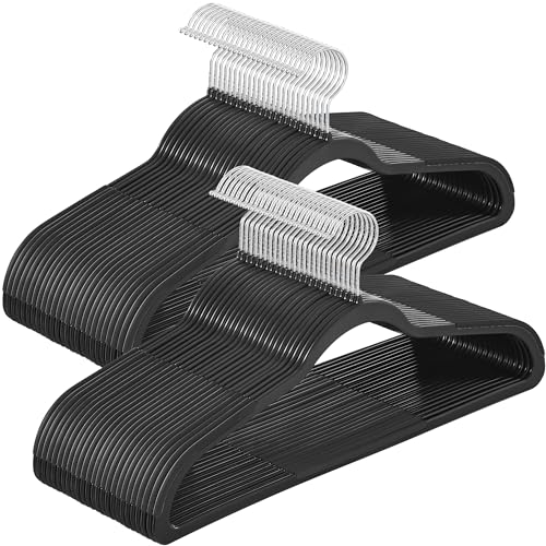 Plastic Clothes Hangers (50 Count)