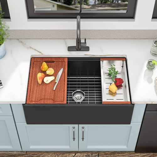 33"x20" Black Farmhouse Sink Workstation