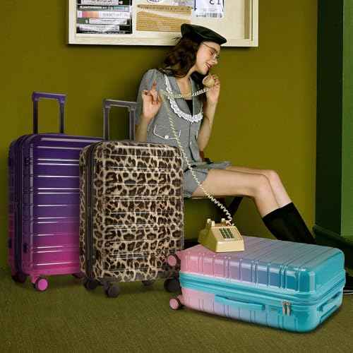 28 Inch Checked Luggage with Spinner Wheels