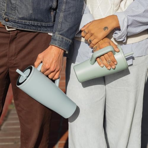 Era 30 oz Tumbler with Handle & Straw