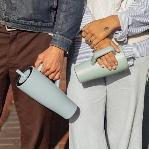 Era 30 oz Tumbler with Handle & Straw
