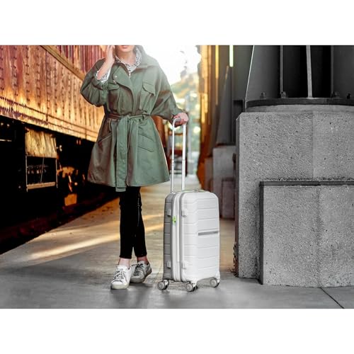 Freeform 2 Piece Luggage Set