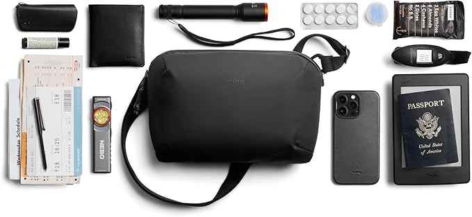 Bellroy Venture Travel Crossbody (black crossbody bag/travel bag with RFID protection and optimized for travel) - JetBlack