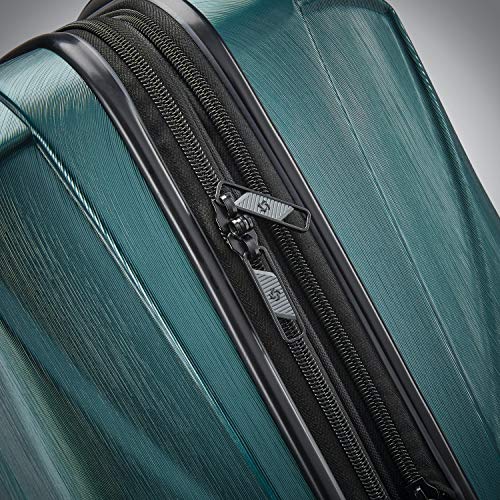 Centric 2 Hardside Expandable Luggage with Spinner Wheels