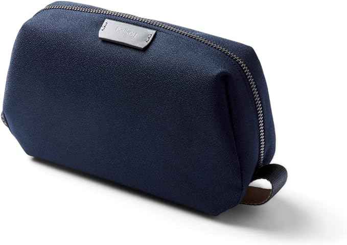 Bellroy Toiletry Kit (Unisex Toiletry Bag, Zipper Closure, Water-Resistant Lining, Toothbrush Sleeve with Magnetic Closure, Internal Mesh Pocket Organization) -Bronze