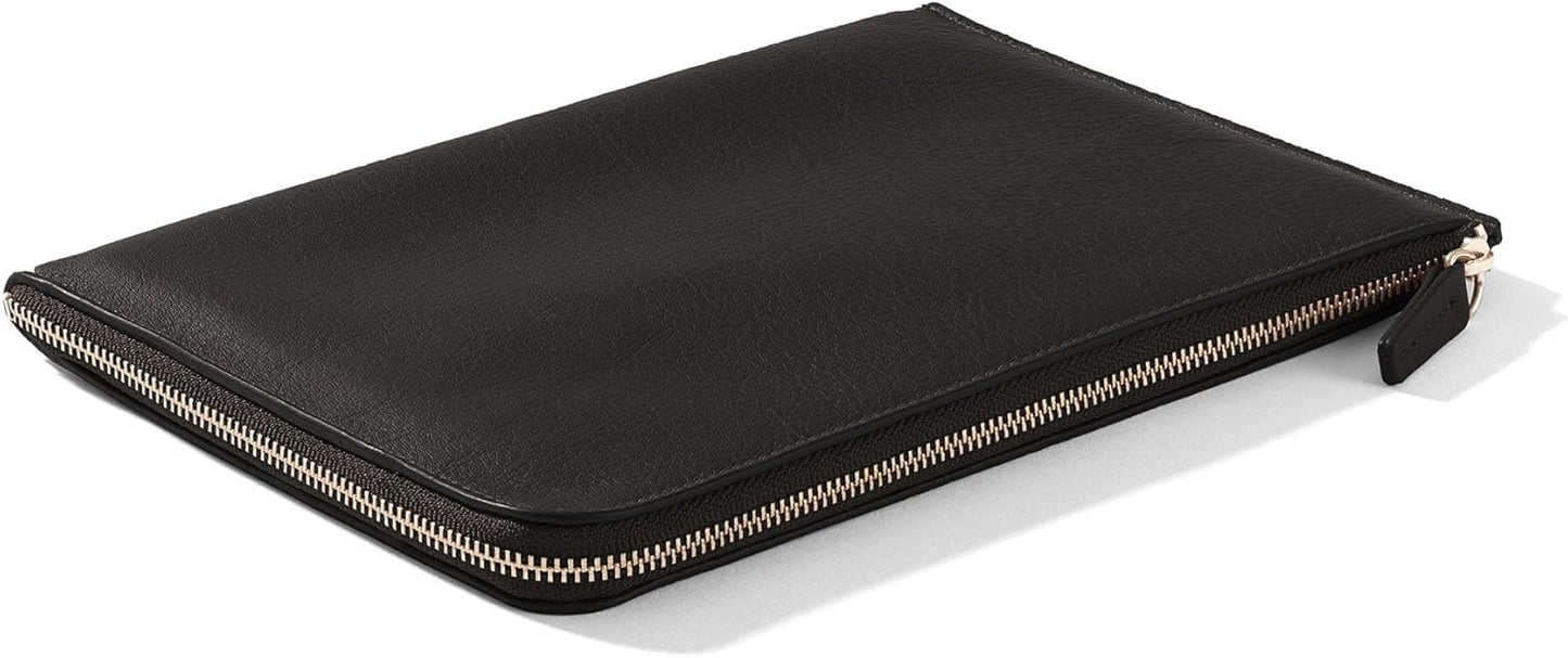 Leatherology RFID Black Onyx Slim Zip Travel Wallet - Compact and lightweight, Versatile storage, Zip closure - Roamly