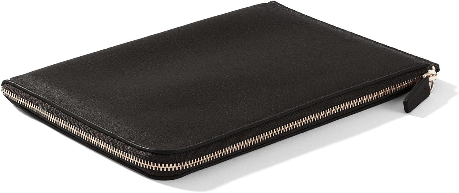 Leatherology RFID Black Onyx Slim Zip Travel Wallet - Compact and lightweight, Versatile storage, Zip closure - Roamly