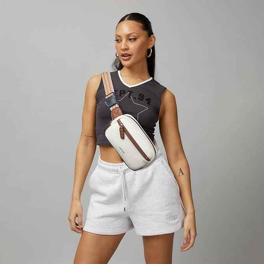 2L Fanny Packs Everywhere Belt Bag Small Fashion Crossbody Waist Pack Faux Leather Waterproof Sling Chest Bag For Women Beige
