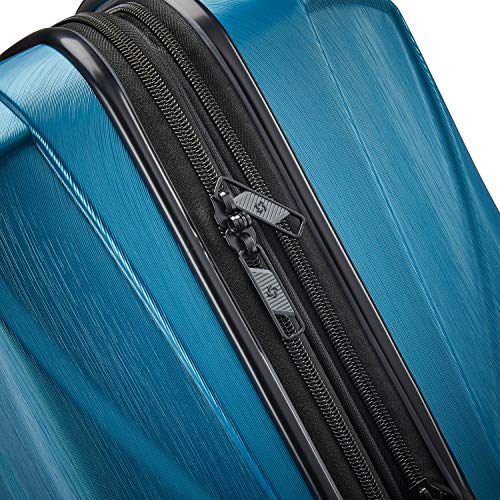 Centric 2 Hardside Expandable Luggage with Spinner Wheels