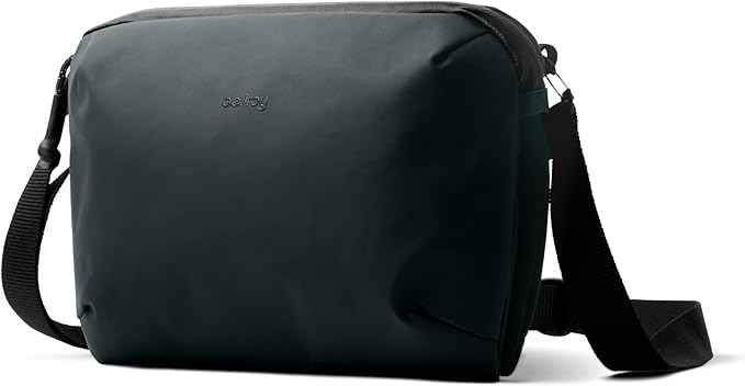 Bellroy Venture Travel Crossbody (black crossbody bag/travel bag with RFID protection and optimized for travel) - DeepOcean