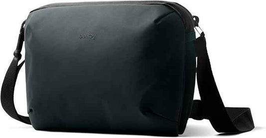 Bellroy Venture Travel Crossbody (black crossbody bag/travel bag with RFID protection and optimized for travel) - DeepOcean