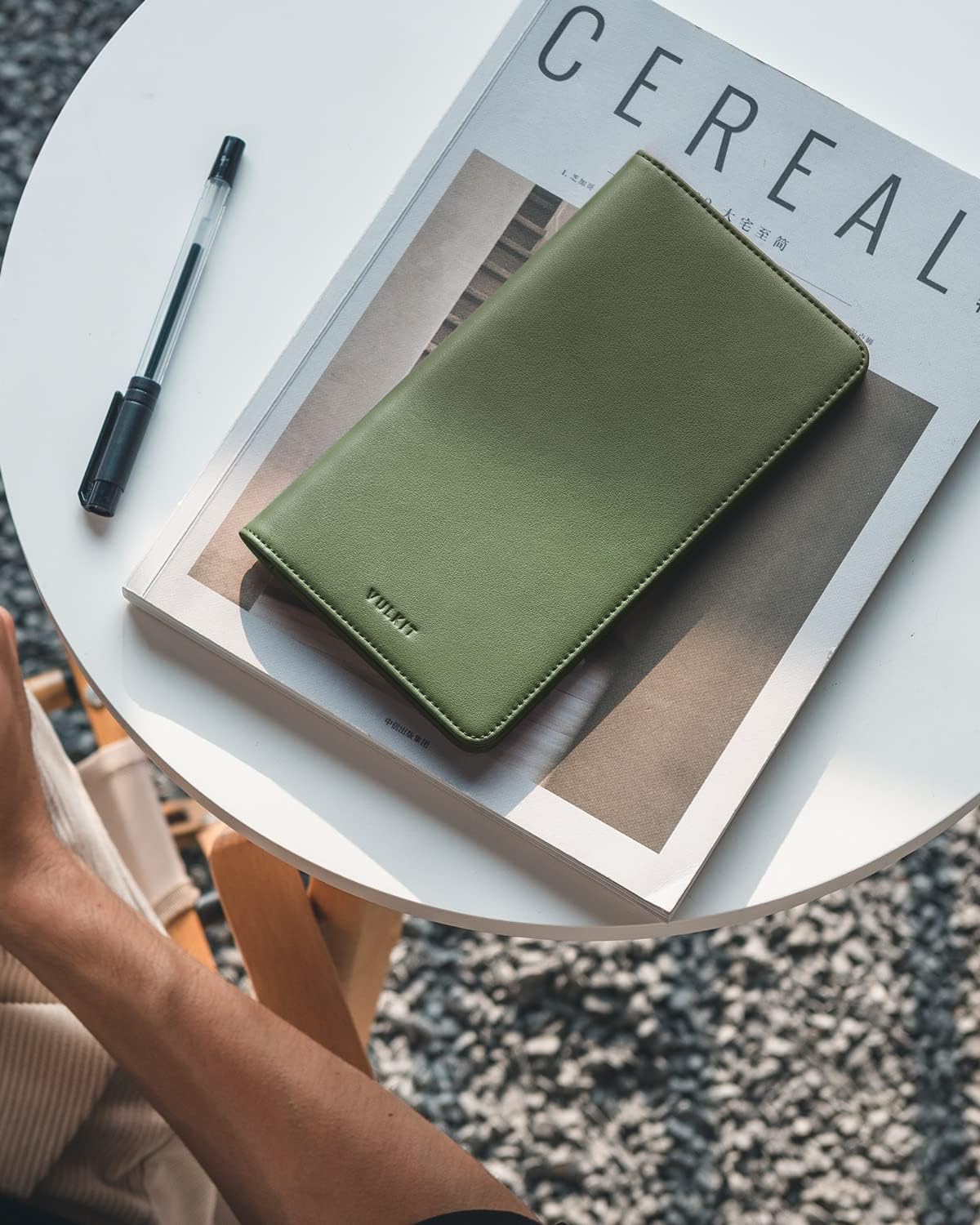VULKIT Passport Holder Wallet RFID Blocking Travel Wallet for Men & Women - Roamly