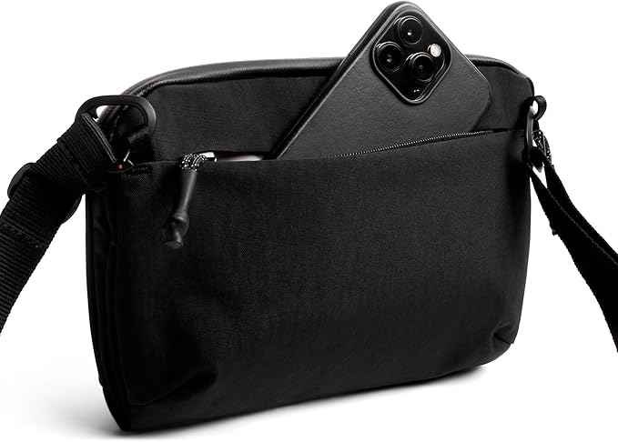 Bellroy Venture Travel Crossbody (black crossbody bag/travel bag with RFID protection and optimized for travel) - JetBlack