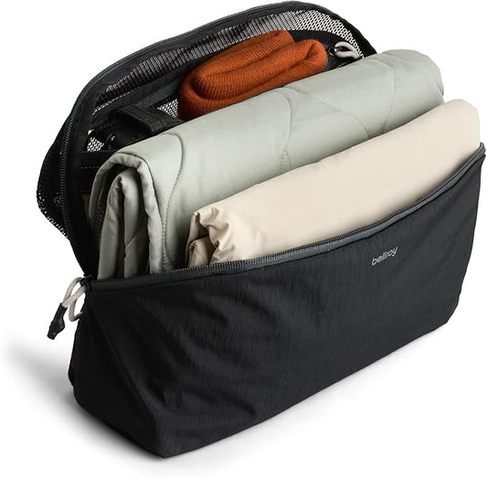 Bellroy Packing Cube 6L (Organizer Packing Pouch with Internal Zip Pocket and Durable, Lightweight Design) - Black