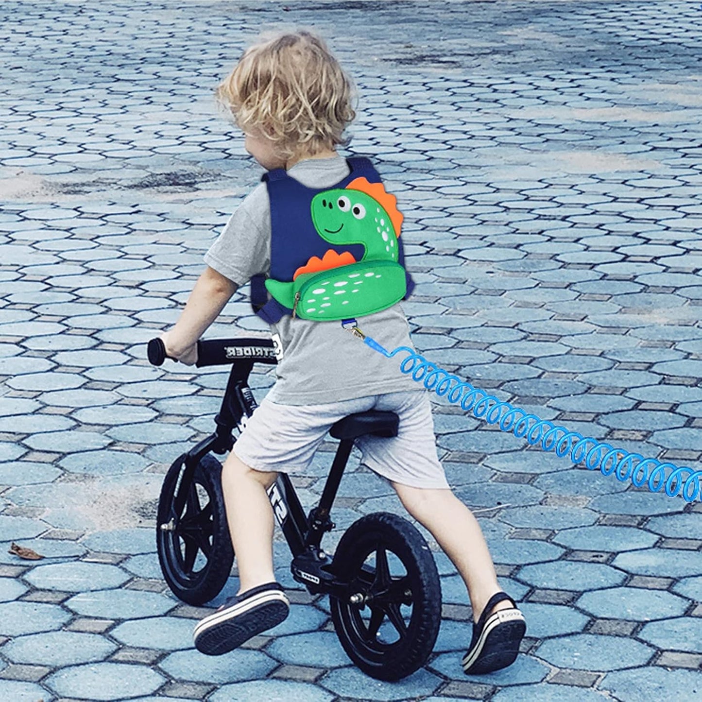 Toddler Harness Leash with Anti Lost Wrist Link, Accmor Cute Dinosaur Kids Harness Children Leash for Outdoor Travel, Adorable Baby Anti Lost Leash Walking Wristband Assistant Strap Keep Babies Close