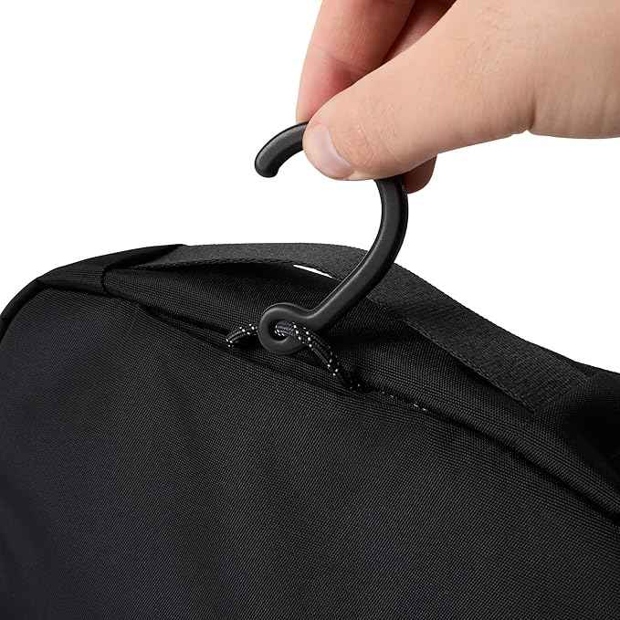 Bellroy Hanging Toiletry Kit (hanging 3 liter toiletry bag for men and women, and designed for travel) - Black