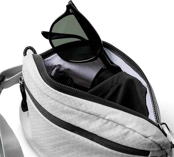 Bellroy Lite Belt Bag (versatile crossbody bag, fanny pack) - Fog