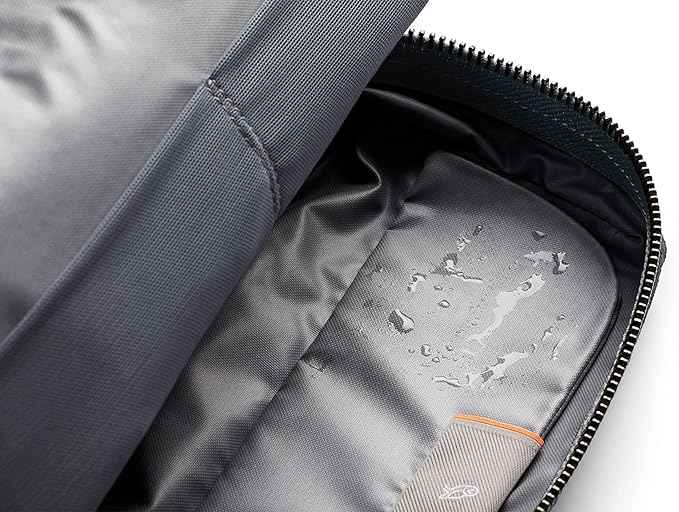 Bellroy Toiletry Kit (Unisex Toiletry Bag, Zipper Closure, Water-Resistant Lining, Toothbrush Sleeve with Magnetic Closure, Internal Mesh Pocket Organization) -Bronze