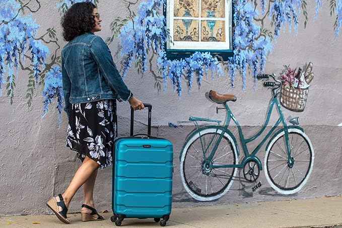 Samsonite Omni PC Hardside Expandable Luggage with Spinner Wheels, Caribbean Blue, 3-Piece Set (20/24/28)