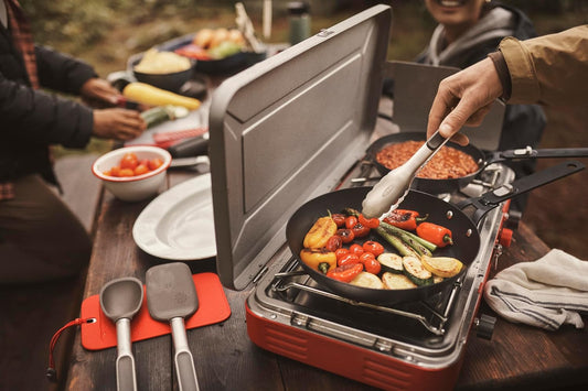 OXO Outdoor Pre-Seasoned Carbon Steel 10" Frying Pan Skillet, Detachable Handle for Easy Storage, Indoor Use, Nonstick with Use, Induction Suitable,Oven & Broiler Safe,Browning, Grill,Sear,Saute,Black