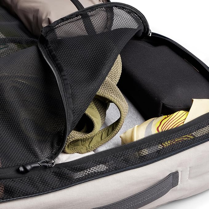 Bellroy Lite Travel Pack 30L (carry-on backpack, travel backpack for international travelers, with laptop pocket, interior packing cells and tuck-away shoulder straps) - Ash