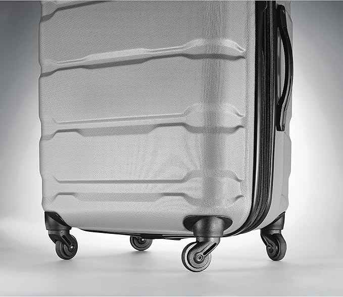 Samsonite Omni PC Hardside Expandable Luggage with Spinner Wheels, Silver, Checked-Large 28-Inch