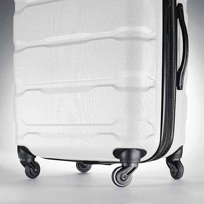 Samsonite Omni PC Hardside Expandable Luggage with Spinner Wheels, White, 2-Piece Set (20/28)